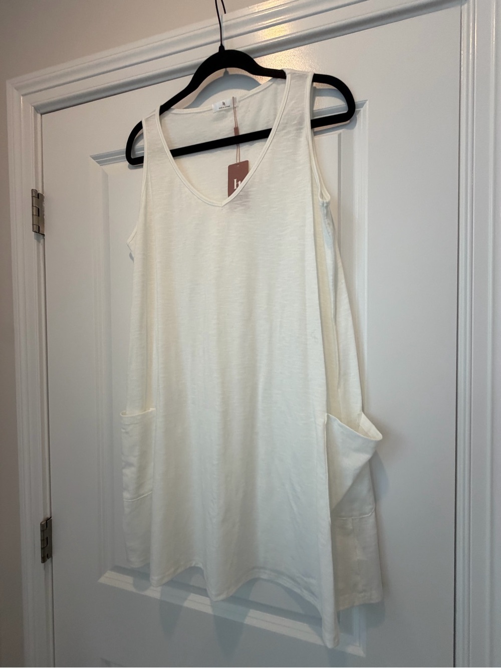 Relaxed White Mini Dress by hotouch